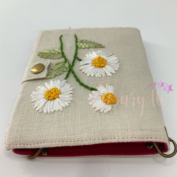 Daisy Embroidery Passport Wallet, Birthday Gift, Versatile Washable, White/Tan - Picture 4 of 13